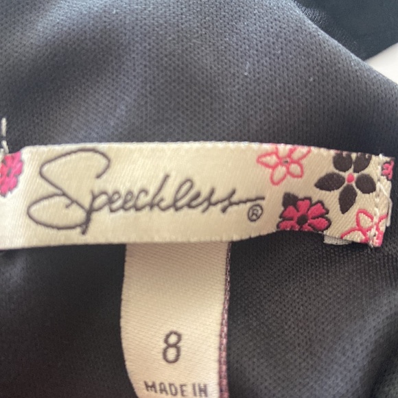 Special Occasion Dress - Fabric is soft & great for twirling on the dance floor! - Picture 4 of 4